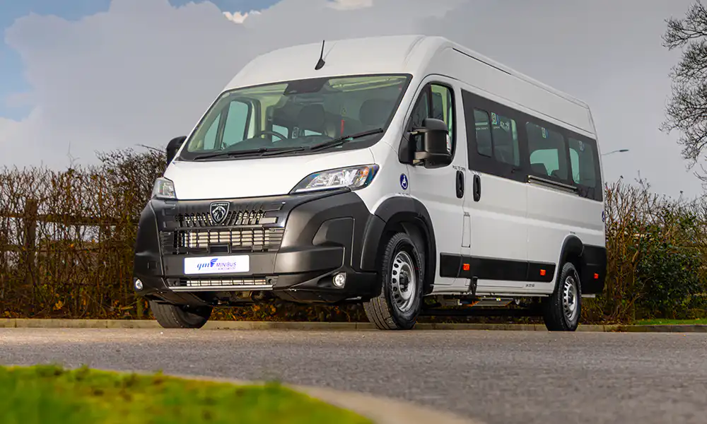 17 Seater Minibus